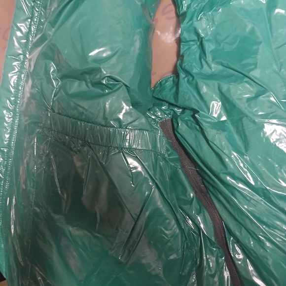 Gucci Men Vest - Picture 8 of 10